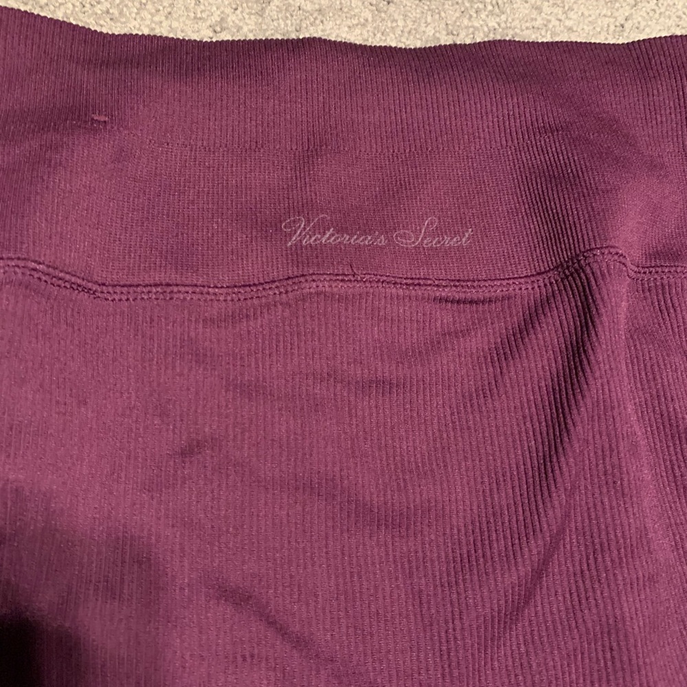 VS Ribbed Seamless High Rise 7/8 Tight - Picture 2 of 3